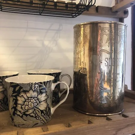 Mas D'aubrac לינה וארוחת בוקר 3*